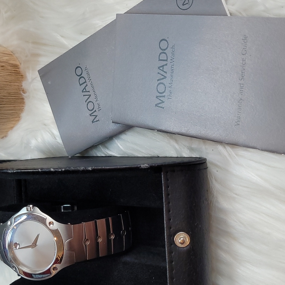 AUTHENTIC MOVADO MEN'S SE STAINLESS STEEL TIMEPIECE - Picture 16 of 16